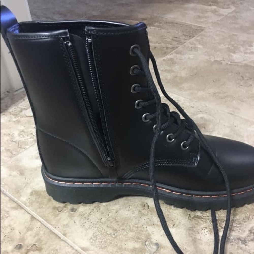 Olinda Combat Boot - Picture 5 of 7